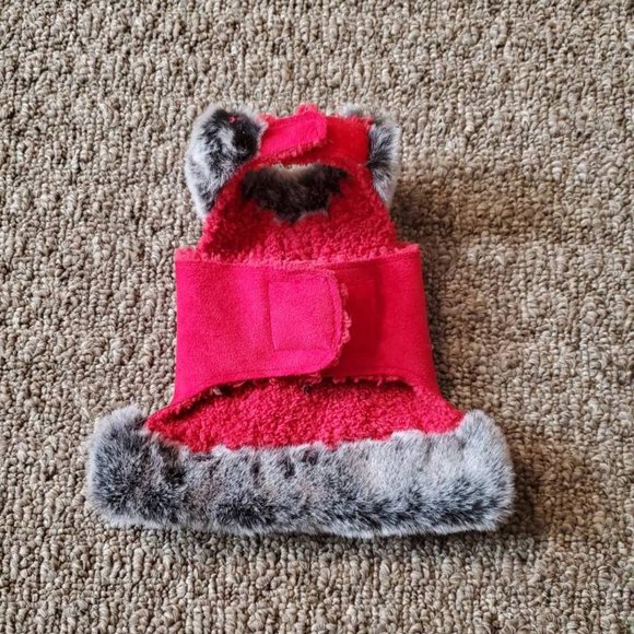 Red Fur-Trimmed-ULTRASUEDE & FAUX FUR-🐕NEVER Worn - Picture 2 of 4